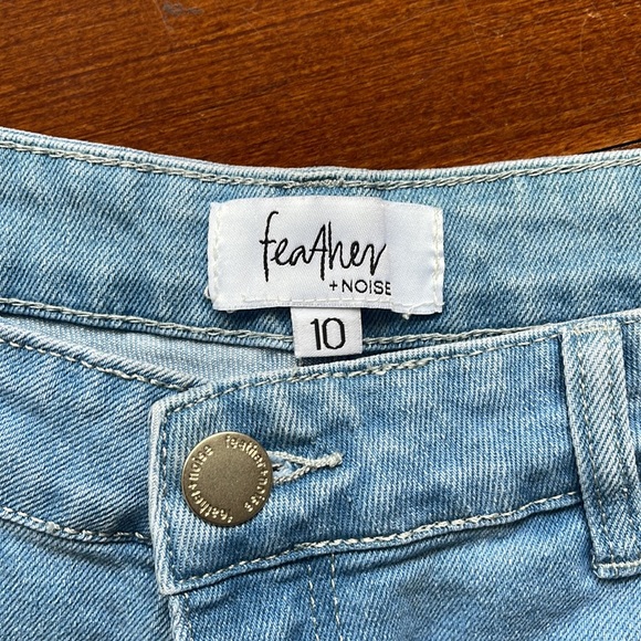 Feather & Noise denim shorts - Picture 5 of 5